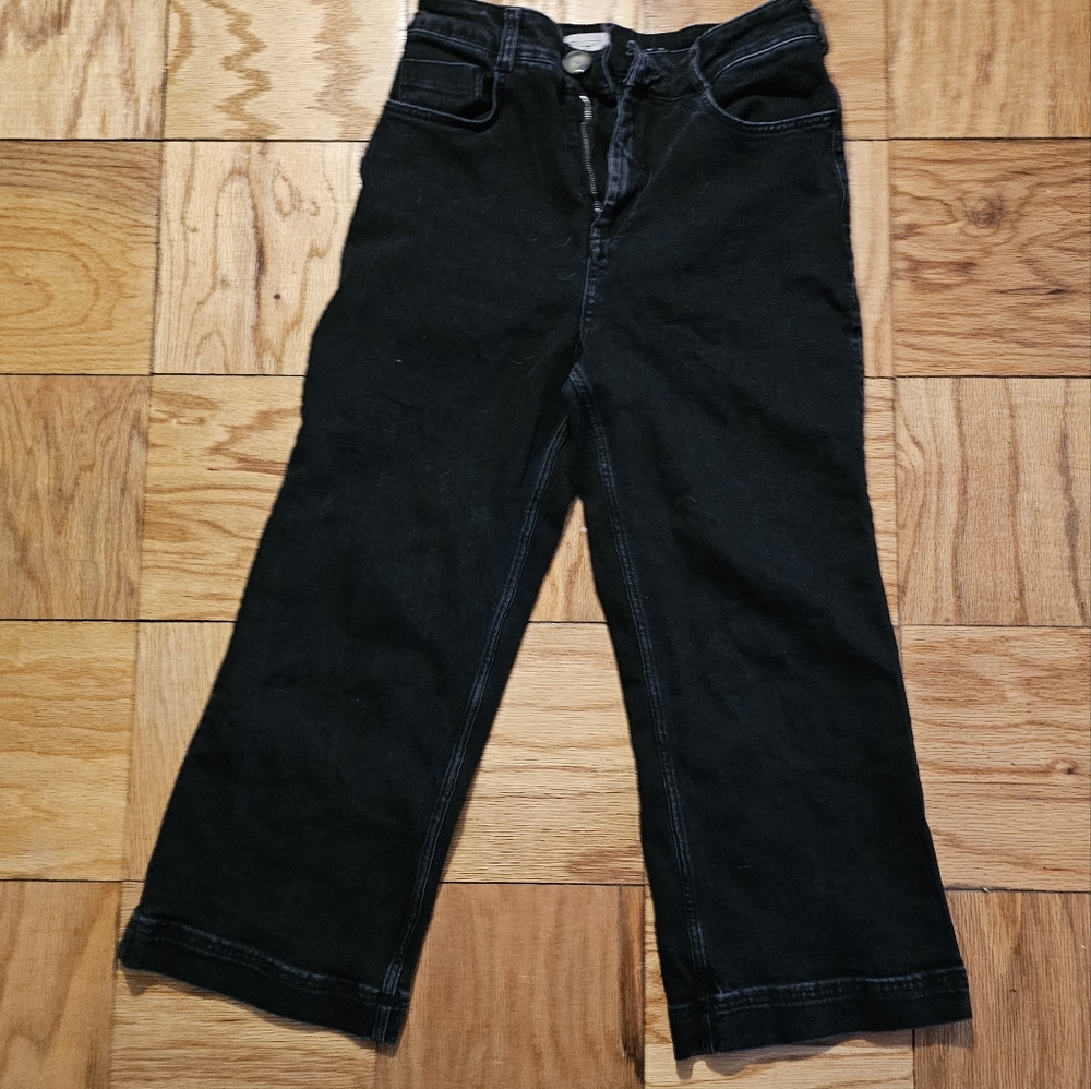 Black Wide-Leg Jeans